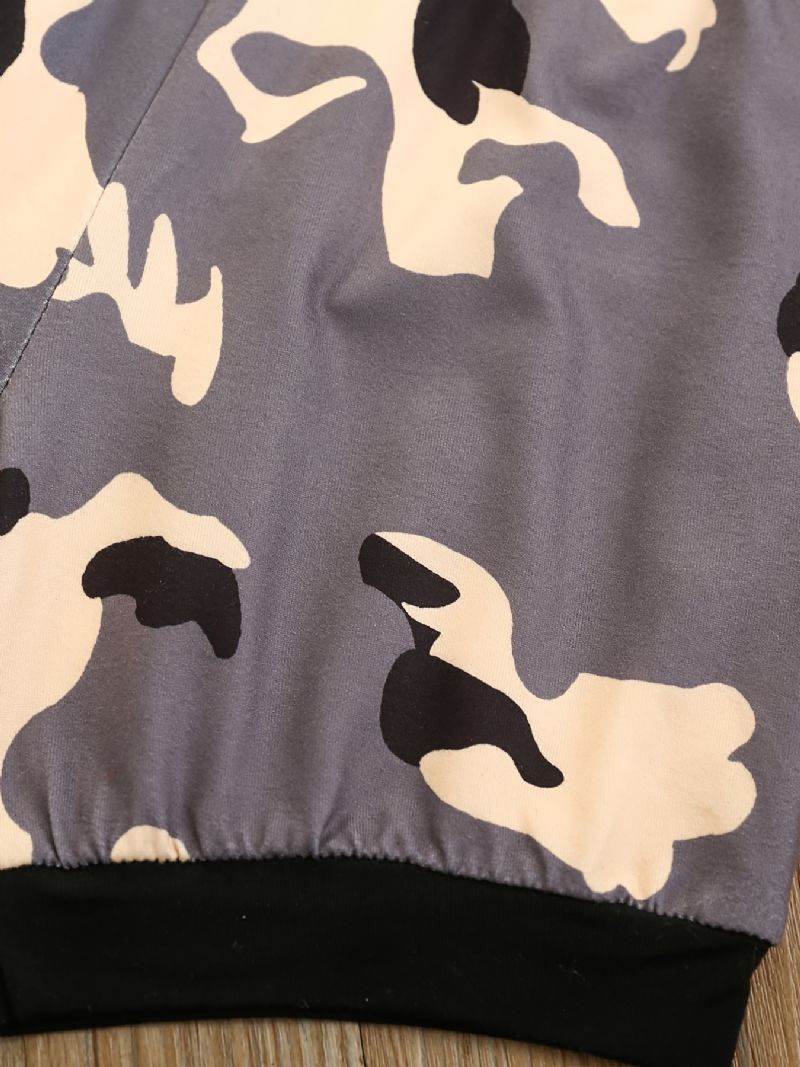 Drenge Farve Blok Bogstav Print Rund Hals Top + Camo Shorts Sæt Børnetøj Til Sommer