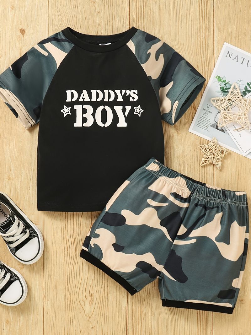 Drenge Letter Print Kortærmet Top + Camo Shorts Sæt Børnetøj